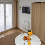 Apartment La Demeure Du Soleil T2 Cosy, Clim,wifi, Castillet 15 Min, Parking Facile *