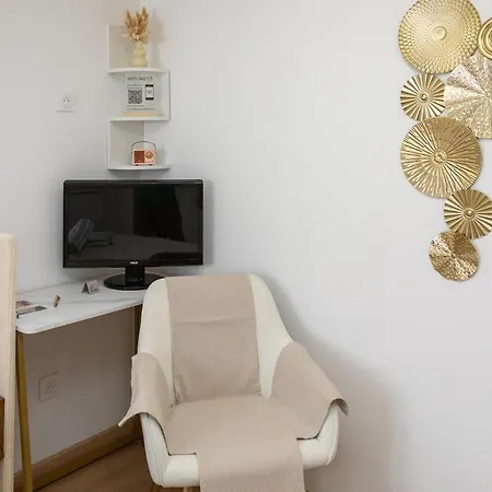 La Demeure Du Soleil T2 Cosy, Clim,wifi, Castillet 15 Min, Parking Facile Lejlighed *