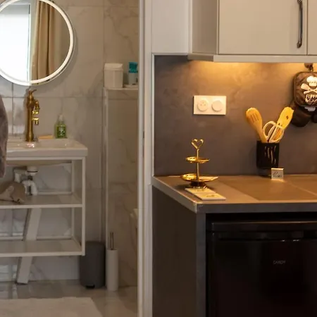 Appartement La Demeure Du Soleil T2 Cosy, Clim,wifi, Castillet 15 Min, Parking Facile *