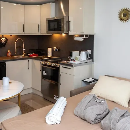 La Demeure Du Soleil T2 Cosy, Clim,wifi, Castillet 15 Min, Parking Facile * Perpignan