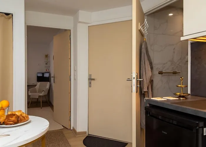 La Demeure Du Soleil T2 Cosy, Clim,wifi, Castillet 15 Min, Parking Facile * Perpignan